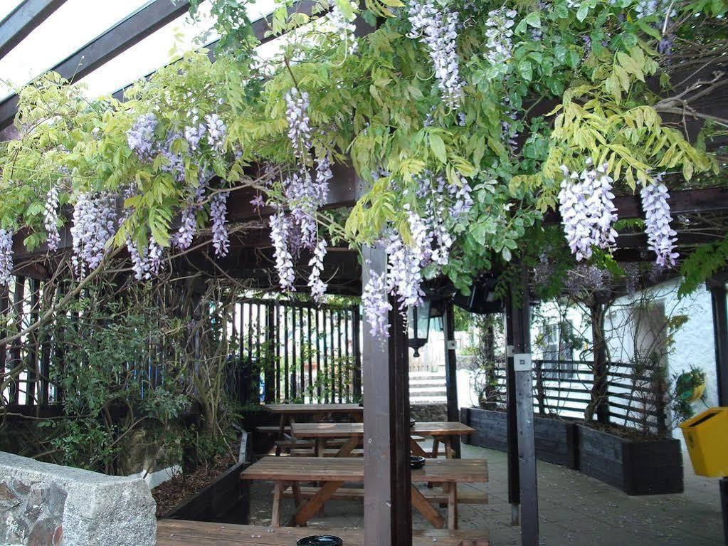 The Cromwell Arms Inn Bovey Tracey Exterior foto